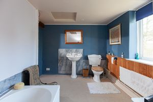 Bathroom - click for photo gallery